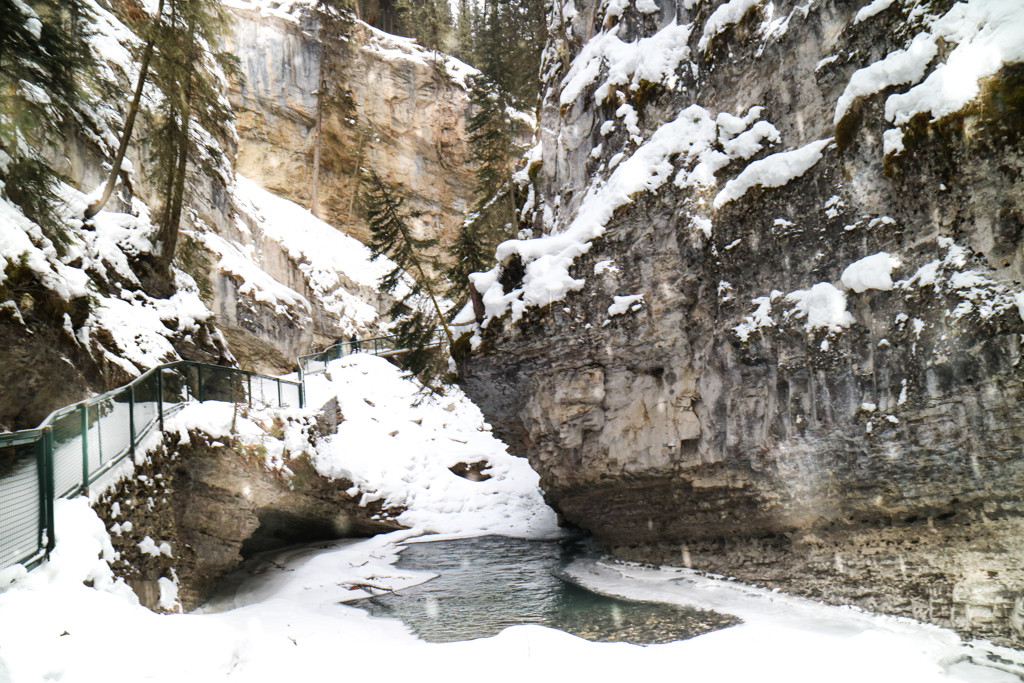 Johnston Canyon Ice Walk, Banff