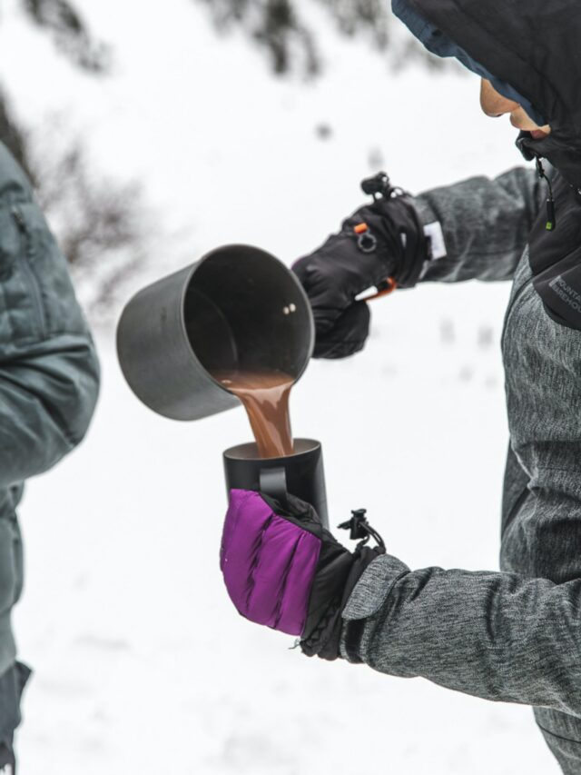 winter hike hot drink