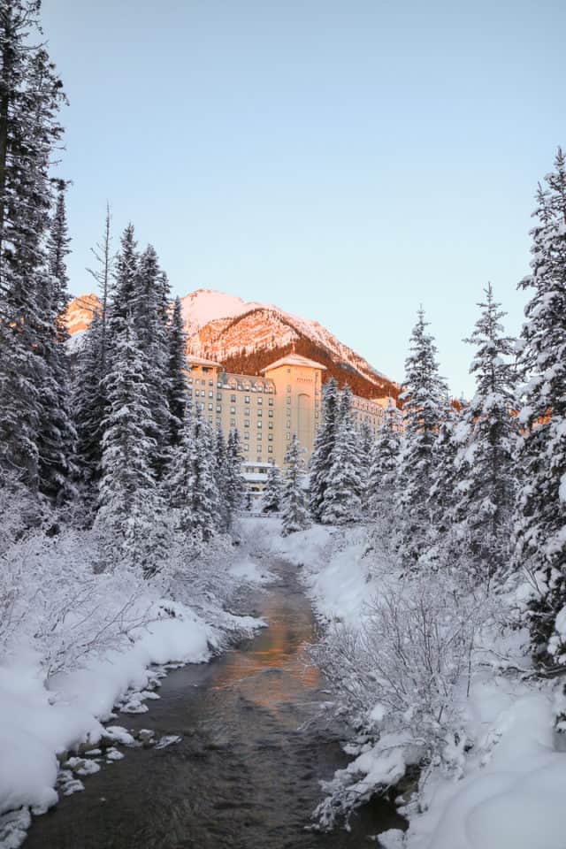 Fairmont Chateau Lake Louise Winter