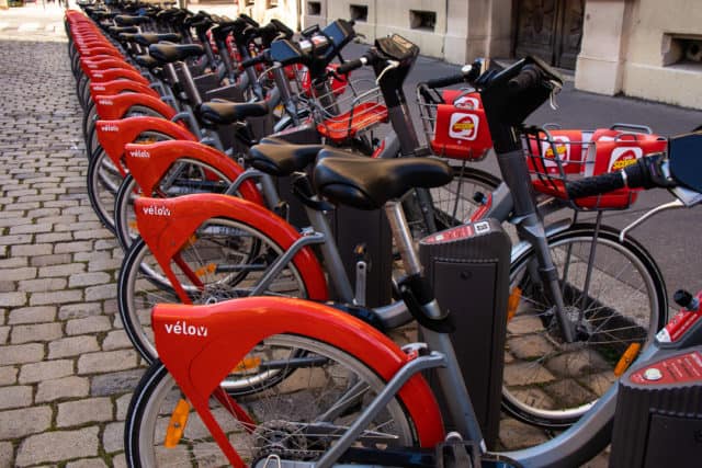 velo'v bike rental in Lyon France