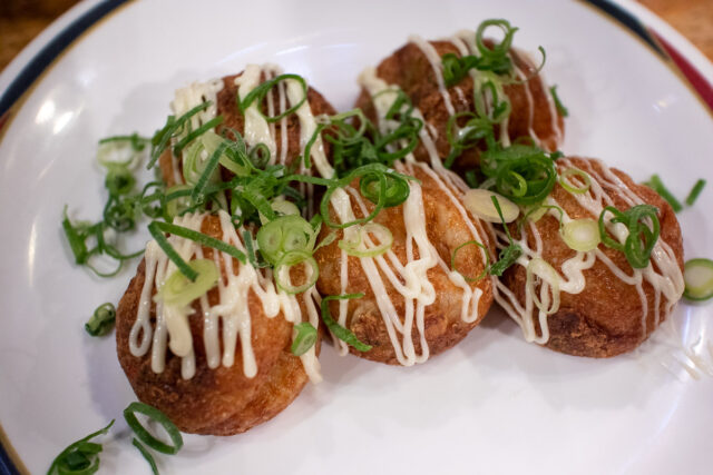 osaka local food, takoyaki