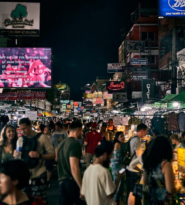 bangkok shopping outdoor market